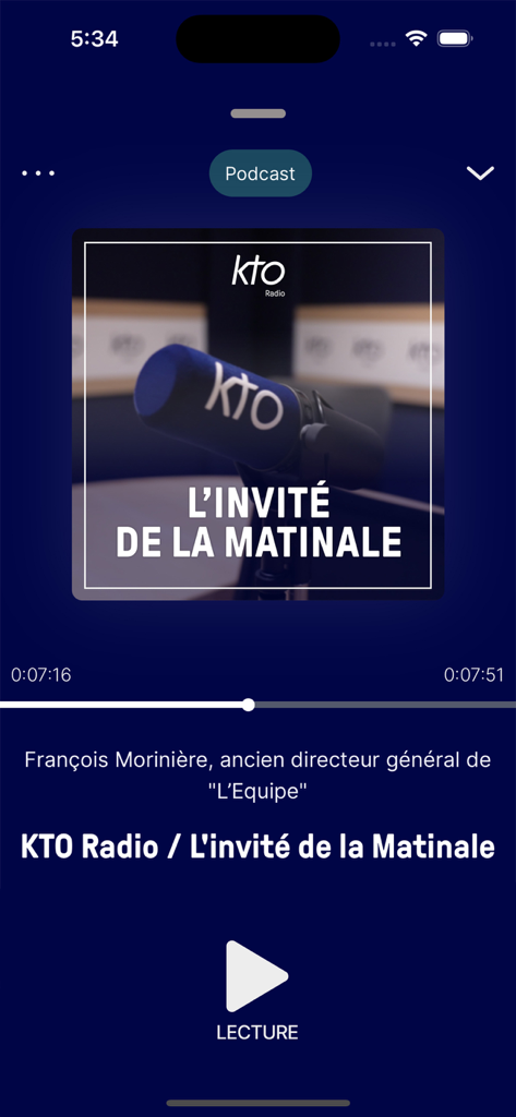 Interfaz del reproductor de podcasts de KTO Radio con el programa L invite de la Matinale