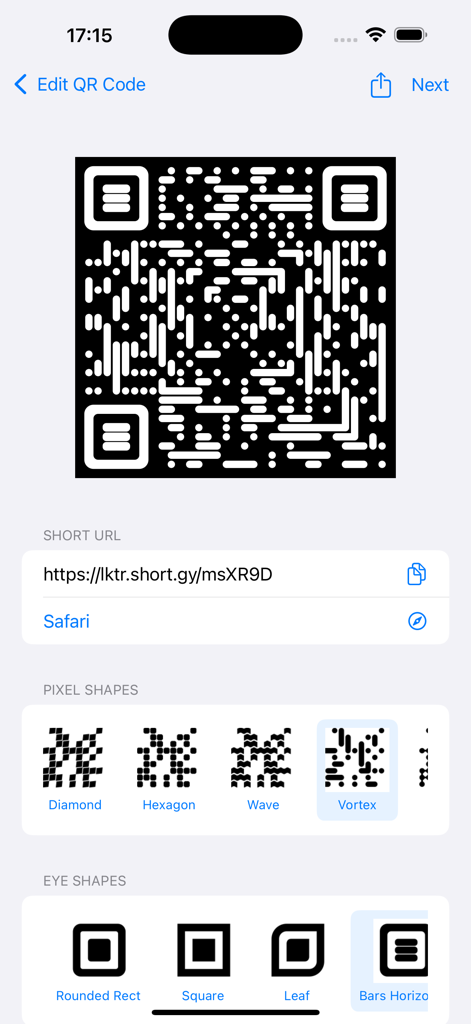 Una pantalla de aplicación móvil que muestra opciones para personalizar un código QR con diferentes formas de píxeles y ojos para un menú digital.