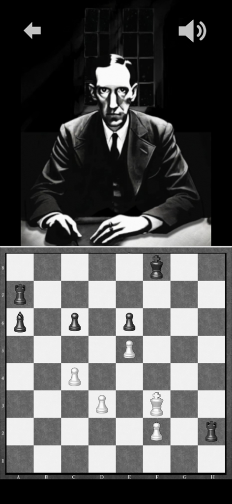 Lovecraft Chess and Checkers - HP Lovecraft as the AI opponent in a vintage black and white chess game