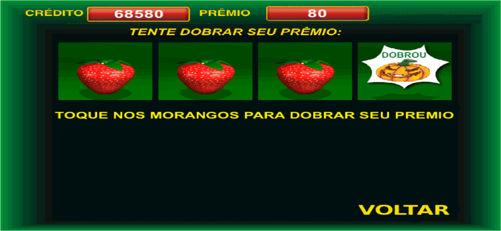 Halloween Slots & Bingo Online - Écran de mini-jeu dans Halloween Slots pour doubler les prix avec des fraises et une icône de citrouille.