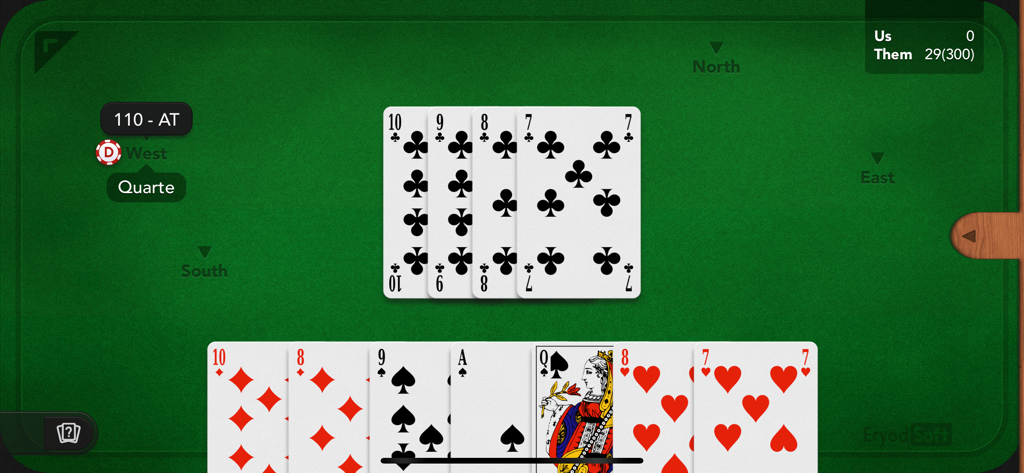 Coinche / Belote Contrée - Pantalla de juego de Coinche Belote Contree mostrando cartas sobre una mesa verde y estadísticas del jugador