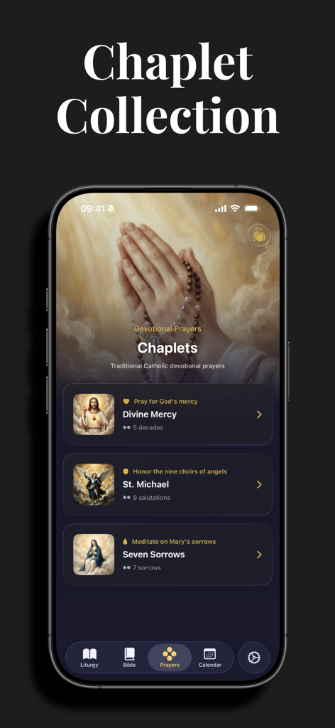 Lumen: Bible & Daily Readings - Pantalla de colección de coronillas católicas en la aplicación Lumen con las oraciones de la Divina Misericordia, San Miguel y los Siete Dolores con arte sacro.