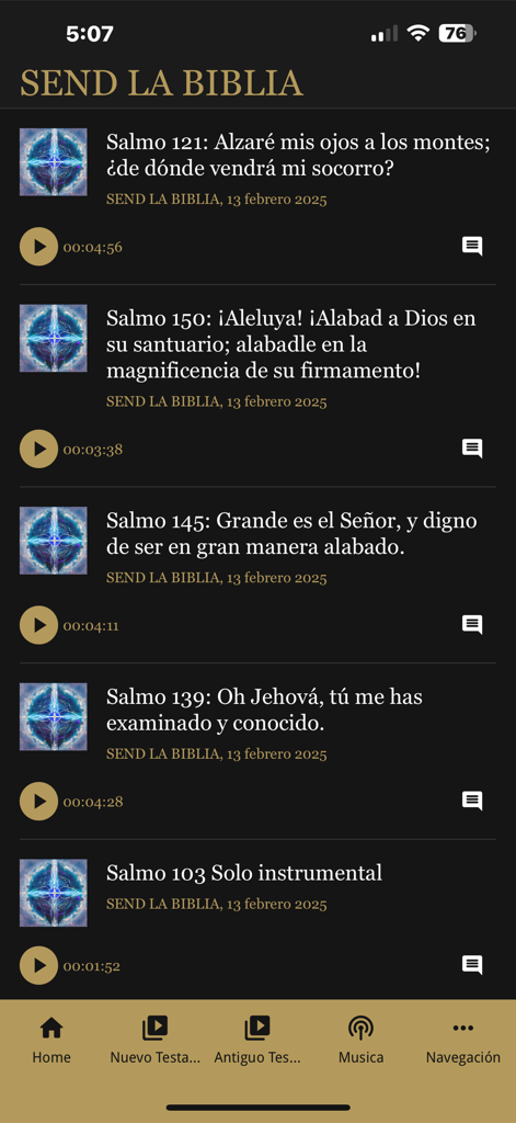 SEND LA BIBLIA - Screen of SEND LA BIBLIA app displaying a list of Spanish audio Psalms with playback controls