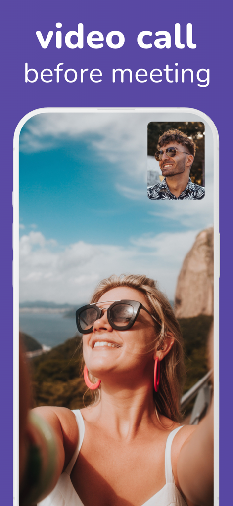 Interfaccia di videochiamata sull'app Lovemix Social Club che mostra un uomo e una donna che chattano