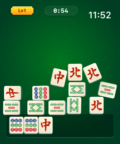 Mahjong Majong For Watch - Gameplay screen of Mahjong Majong For Watch featuring traditional tiles and a matching slot on a green background