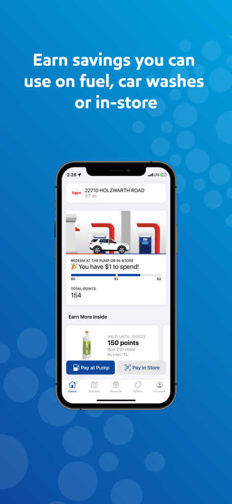 Interfaccia dell'app Exxon Mobil Rewards+ che mostra 154 punti, una barra di avanzamento per un buono da un dollaro e opzioni per pagare alla pompa o in negozio.