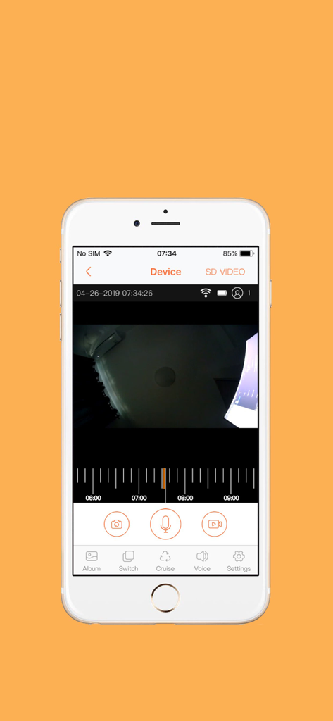 Aplicación Senwa Mediaport mostrando una transmisión de cámara de seguridad en vivo y una línea de tiempo de reproducción de video