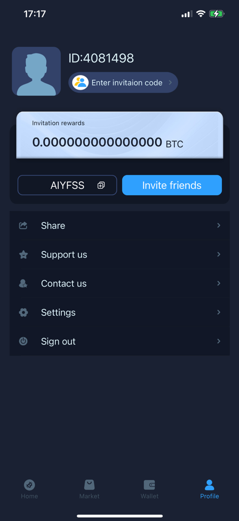 Interface du profil utilisateur de l'application Bitcoin Cloud Mining affichant les récompenses d'invitation et les paramètres du compte.