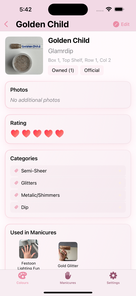NaildIt - NaildIt 앱의 네일 색상 항목 상세 보기로 브랜드, 등급, 금색 글리터 폴란드의 카테고리를 보여줍니다.