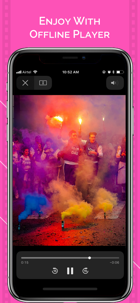 Video Saver app offline player interface playing a video on iPhone