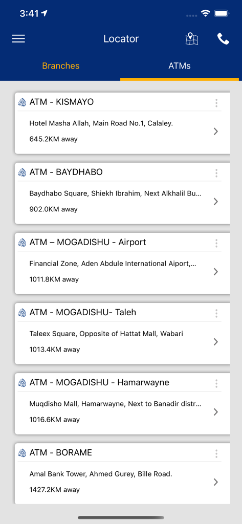 Amal Bank Mobile Banking - Tela do localizador de caixas eletrônicos do Amal Bank Mobile Banking mostrando vários locais e endereços de caixas eletrônicos.