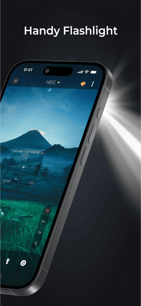 X Zoom app displaying the handy flashlight feature for low light photography on an iPhone