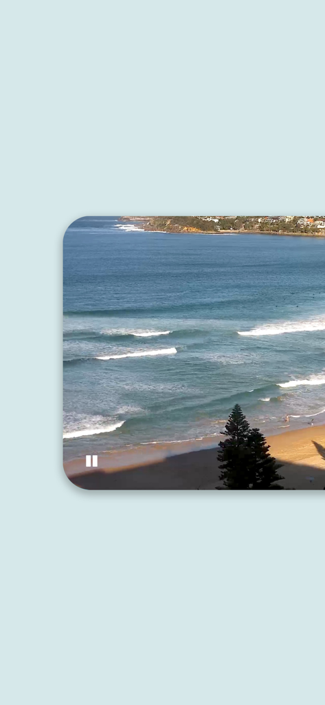 Live surfcam stream of waves breaking on a beach