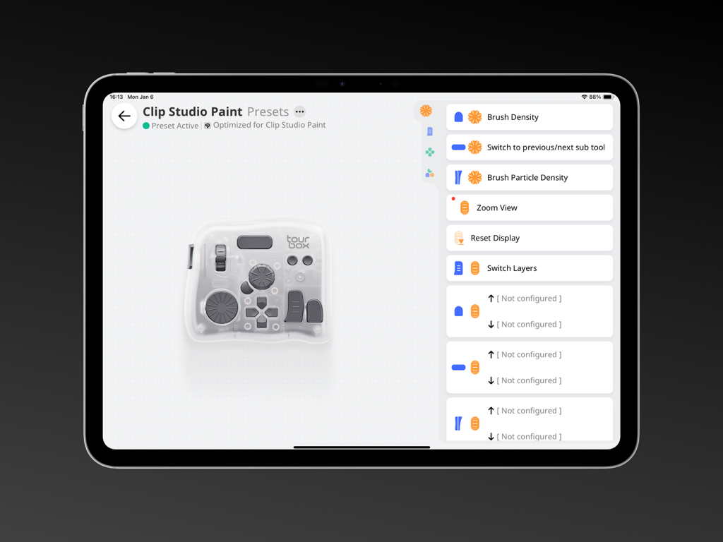 TourBox Console - Interface de l'application TourBox Console sur iPad montrant les mappages de boutons matériels personnalisés et les préréglages pour Clip Studio Paint