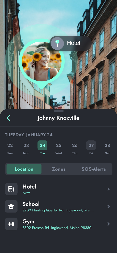 Phone Tracker - Family Locator - Interfaz de la aplicación Rastreador de Teléfono que muestra el historial de ubicaciones de un miembro de la familia y el registro de actividad diaria.