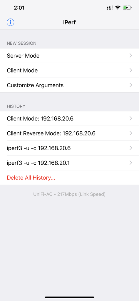 Tela principal da ferramenta de teste de velocidade iPerf mostrando modo servidor modo cliente e histórico de sessões