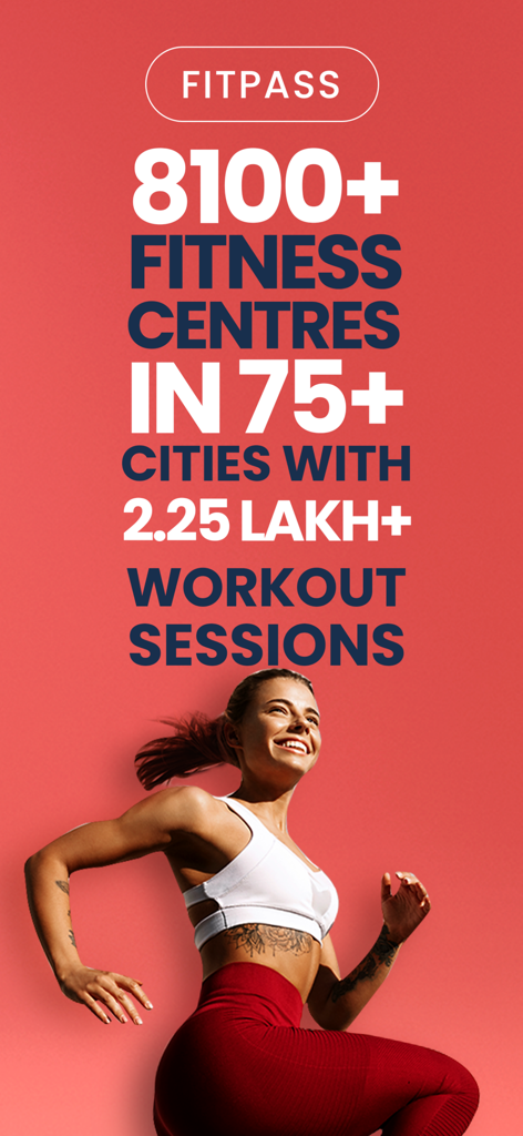 Una mujer corriendo sobre un fondo rojo con texto que destaca más de 8,100 centros de fitness y 2.25 lakh de sesiones de entrenamiento disponibles en la aplicación FITPASS.