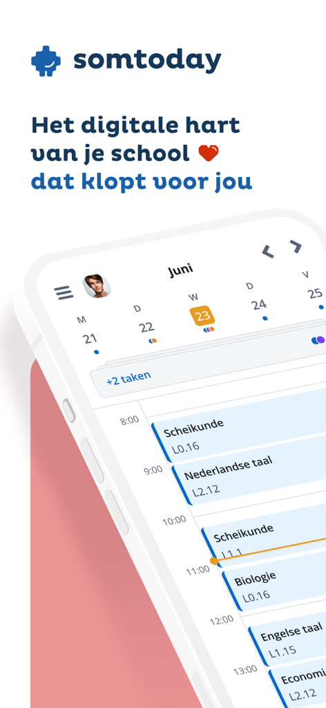 Somtoday mobile app interface showing a student's weekly school schedule and class timetable.