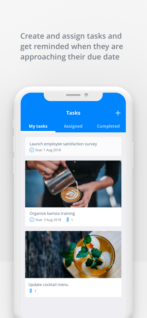 Interfaz de la aplicación Sling que muestra una lista de tareas asignadas para el personal de hostelería, incluyendo formación de baristas y actualizaciones del menú