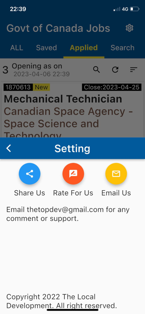 Menú de configuración de la aplicación Empleos del Gobierno de Canadá con opciones para compartir, calificar y enviar correos electrónicos para obtener soporte.