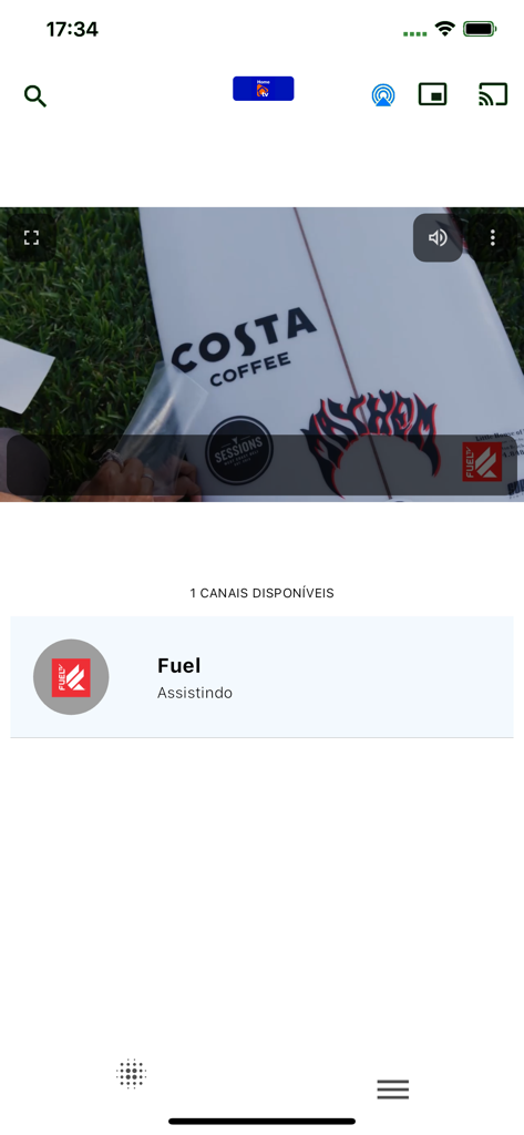 Home TV - Pantalla de la aplicación Home TV que muestra un reproductor de video en vivo transmitiendo el canal Fuel TV con texto de navegación en portugués.