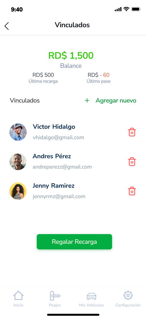 Paso Rápido - Mobile interface of the Paso Rapido app showing linked accounts and account balance in Dominican Pesos