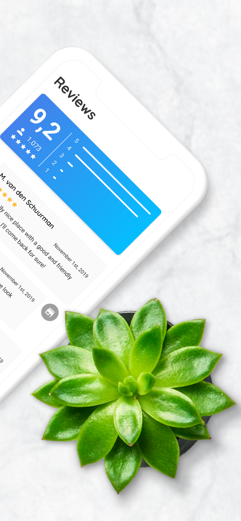 Social Deal Partner app interface showing a high customer rating and individual reviews