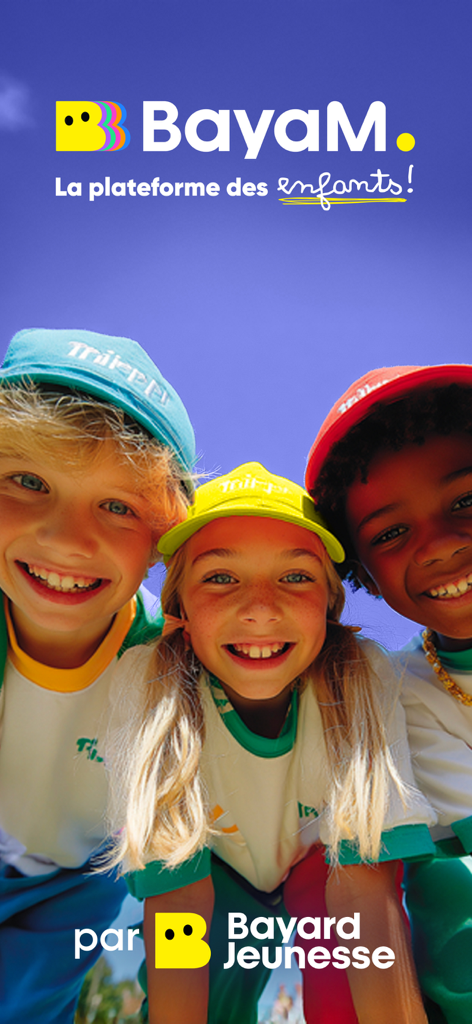 BayaM : Podcasts, jeux & films - Trois enfants heureux portant des chapeaux colorés souriant sur la page d'accueil de la plateforme BayaM