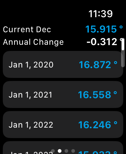 WMM 2025 - Interfaz de la aplicación WMM 2025 en Apple Watch que muestra tendencias de declinación magnética y cambio anual