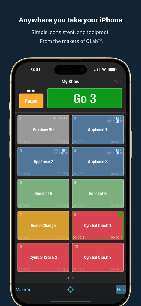 Interface da aplicação móvel Go Button Pro no iPhone mostrando uma grelha de deixas de efeitos sonoros como aplausos e rimshots com um grande botão Go verde