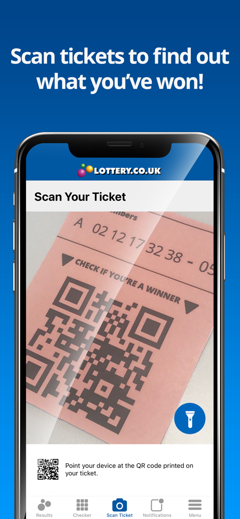 National Lottery Results - Un smartphone usando su cámara para escanear un código QR en un boleto de lotería rosa dentro de la aplicación.