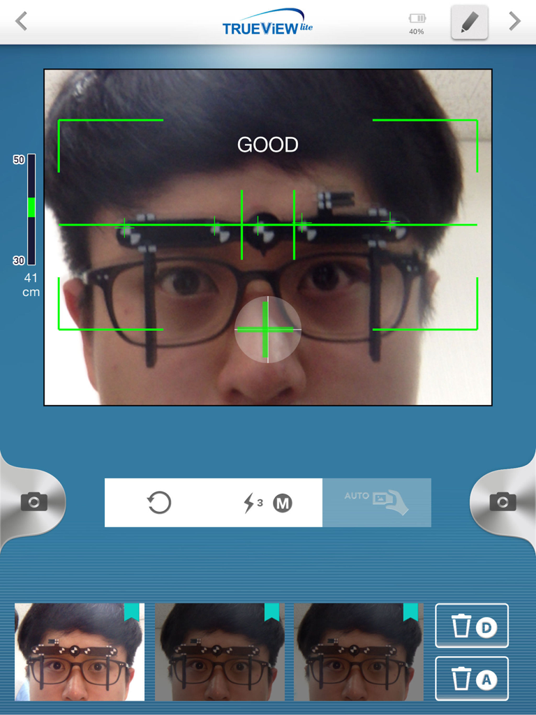 TRUEVIEW lite - Professional interface of TRUEVIEW lite app capturing optical measurements on a patient