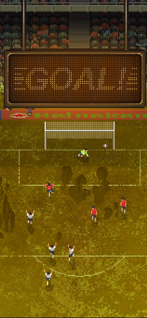 Football Boss: Be The Manager - Jugabilidad de un partido de Football Boss mostrando un gol marcado en estilo de arte pixelado.