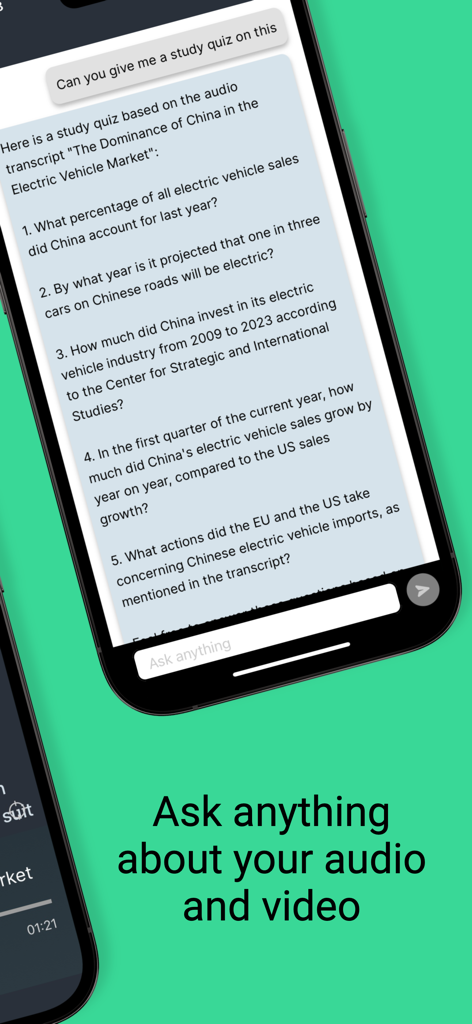 StenoteアプリのAIチャットインターフェース。電気自動車に関する文字起こしに基づいて、学習クイズを生成しています。