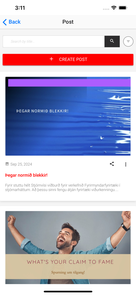 Þekkingarþorp Akademias - Tela de aplicativo móvel mostrando um feed de posts de networking profissional com artigos e um botão para criar post