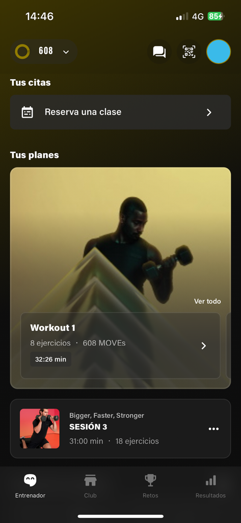 Interfaz de la aplicación de fitness SoyO2 mostrando planes de entrenamiento personalizados y reserva de clases de gimnasio