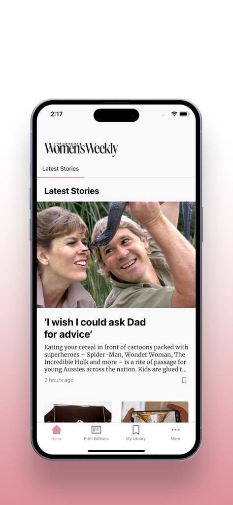 The Australian Women's Weekly - オーストラリアン・ウィメンズ・ウィークリーのアプリインターフェース。最新ストーリーのフィードと、ビンディ・アーウィンに関する記事が表示されています。