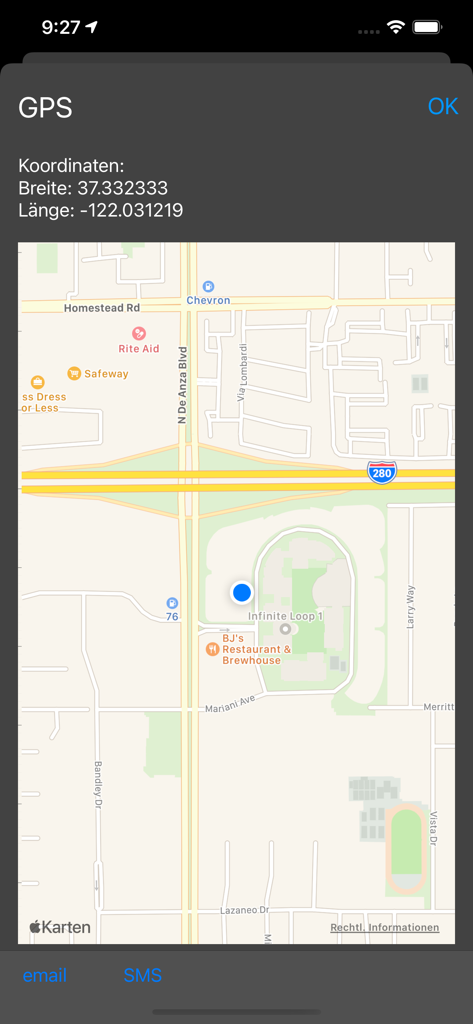 Tela de GPS mostrando coordenadas e localização em um mapa com opções de compartilhamento por e-mail e SMS