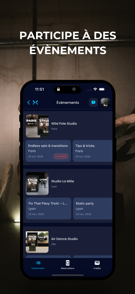 Una pantalla móvil de la aplicación Pole Therapy que enumera los próximos eventos y talleres de estudios de pole dance en varias ciudades.