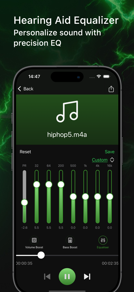 Interfaz de la aplicación Volume Booster que muestra un ecualizador de precisión con configuraciones de sonido personalizadas