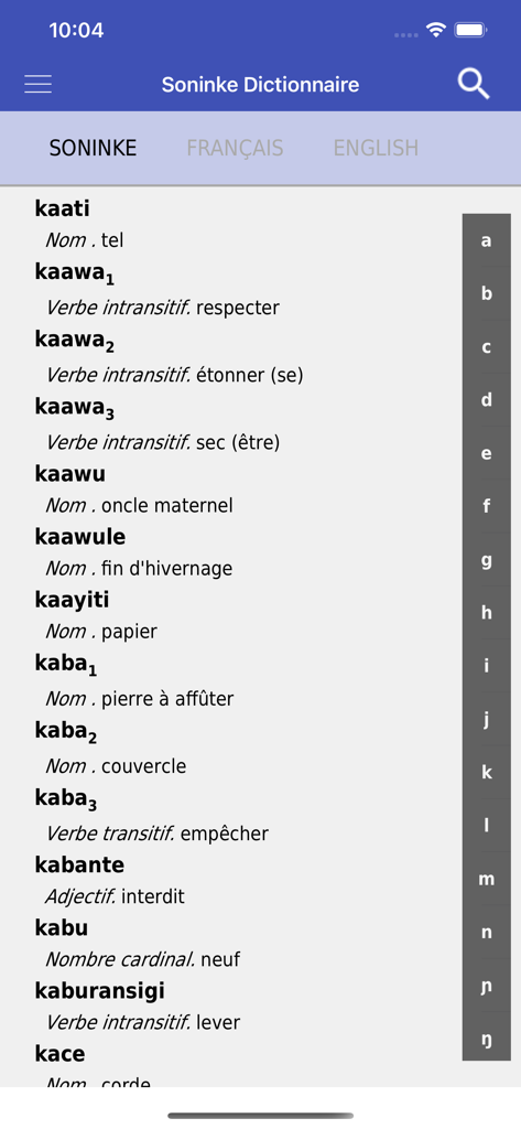 A list of Soninke vocabulary words with definitions in French in a mobile dictionary app