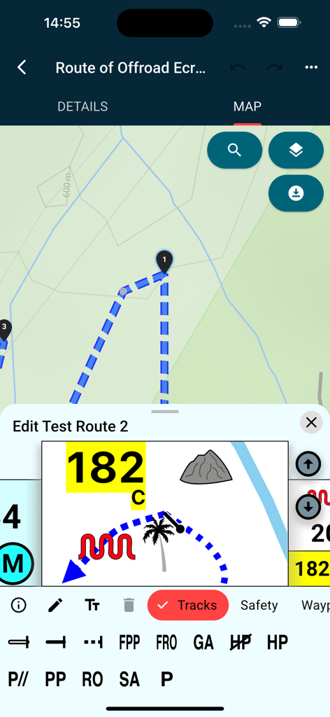 Seekers - Off-Road Navigation - Interfaccia dell'editor roadbook dell'app Seekers con simboli di navigazione rally personalizzati e mappa del percorso.