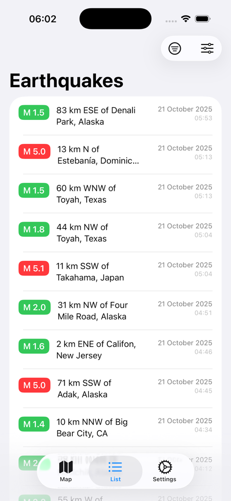 Earthquake Tracker & Monitor - Lista de terremotos globales recientes con magnitudes y ubicaciones codificadas por colores