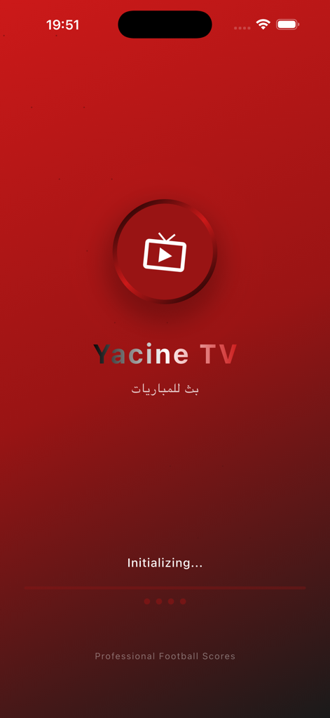 Yacine TV - بث للمباريات - Écran de démarrage de l'application Yacine TV avec un fond dégradé rouge, une icône de télévision centrale et un statut de chargement pour les scores de football professionnels.