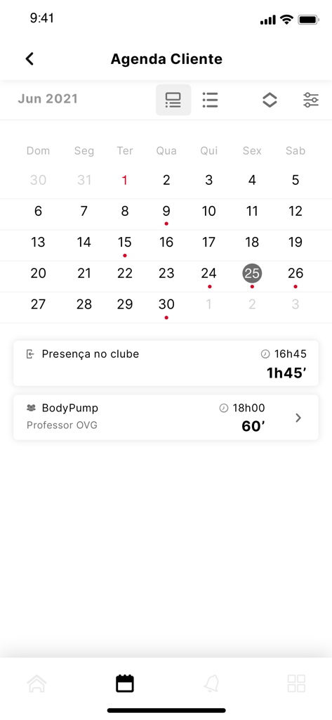 Focus Fitness - Focus Fitness app client agenda screen showing monthly calendar and scheduled gym classes