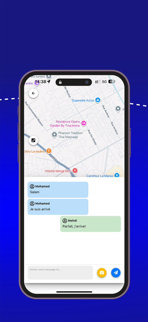 Drevo - Drevo app interface displaying a chat window over a map for driver communication.