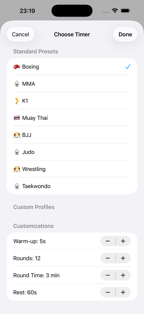 Pantalla de la aplicación Box Interval Timer que muestra ajustes preestablecidos estándar para deportes de combate y opciones de personalización de entrenamiento