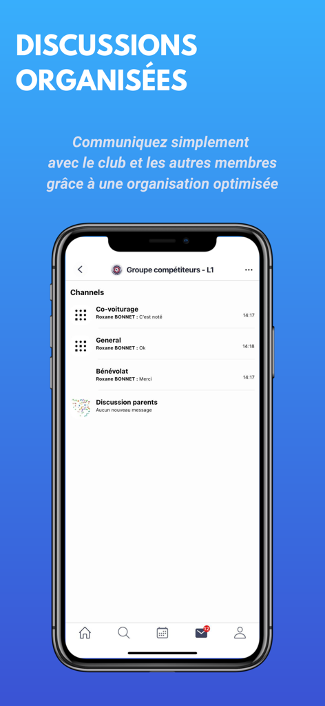 MonClub App - Interface of the MonClub app showing organized chat channels for carpooling, volunteering, and parent discussions.