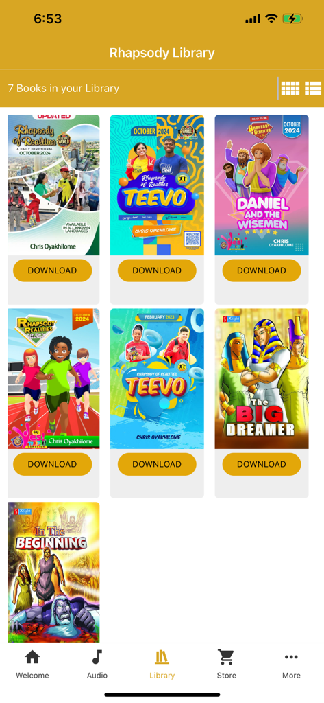 La interfaz de la biblioteca de la aplicación Rhapsody of Realities que presenta una colección de devocionales digitales y libros espirituales para todas las edades.