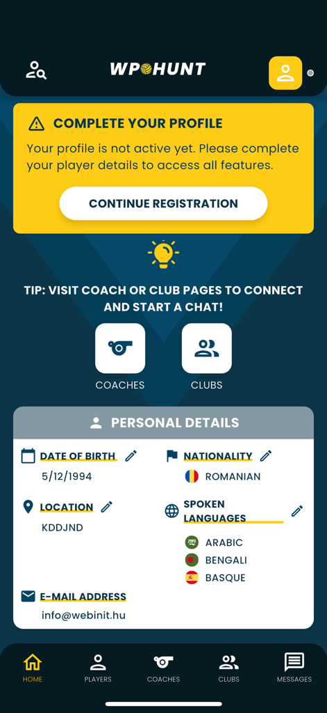 WpHunt - Profile registration screen of the WpHunt app showing personal details and networking options for coaches and clubs.